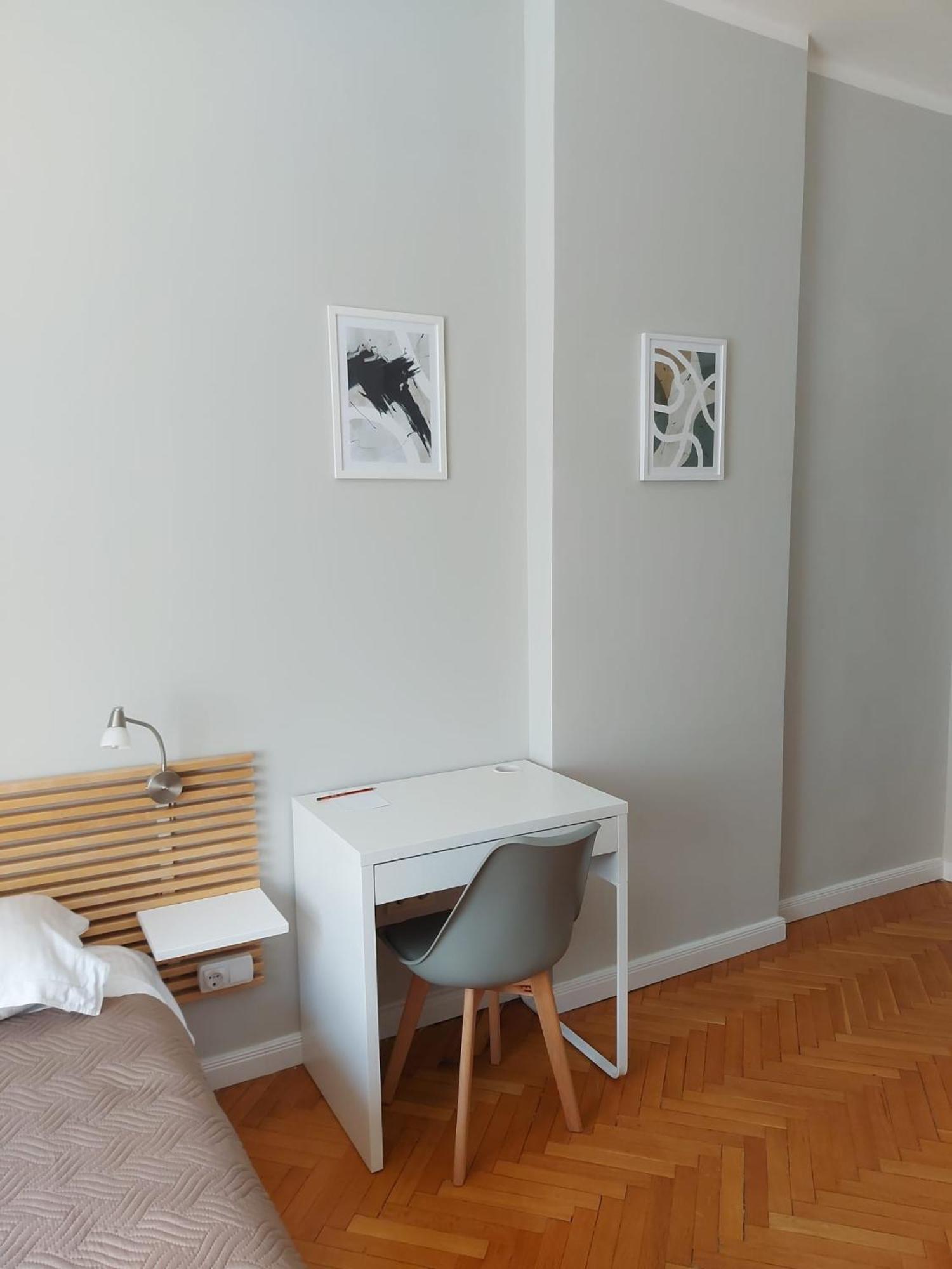 Apartemen 72 *